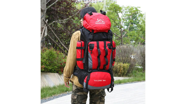 Durable Hiking Backpacks for Small Frames: 2026 Guide