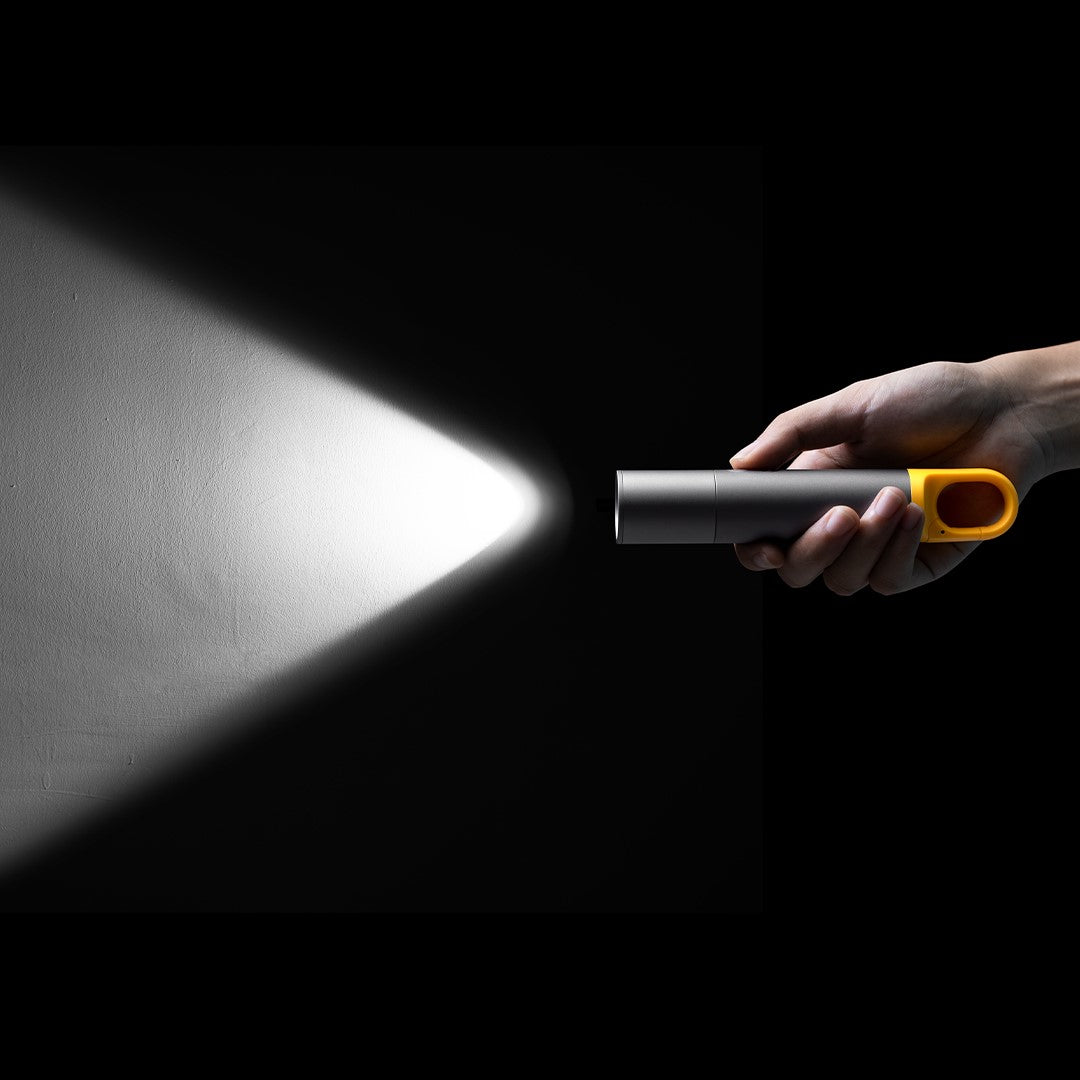 Bright Lumen Flashlight Stepless Zoom Long-Lasting Battery Outdoor Use